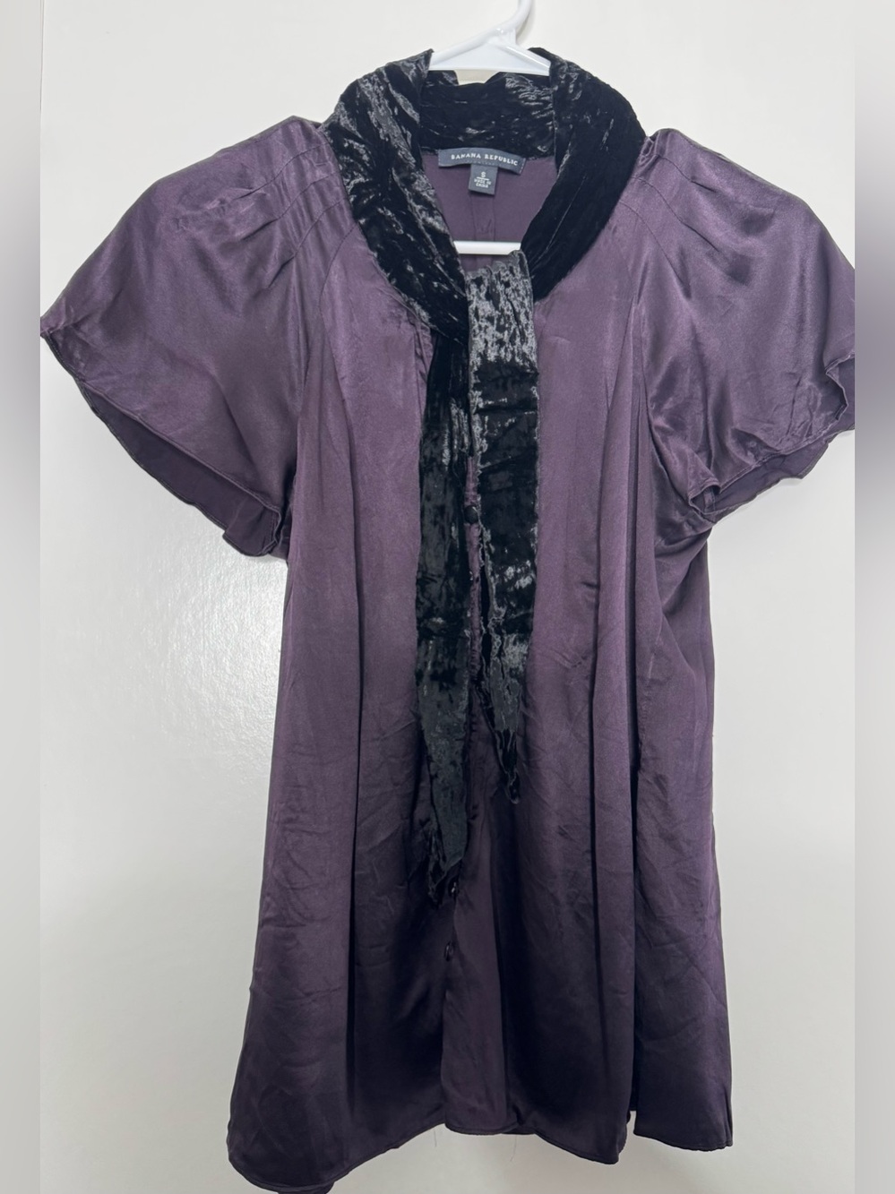 Banana Republic Purple Short-Sleeve Tunic w/ Black Velvet Scarf 100% silk small